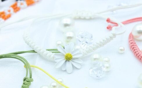 Little Star Shop عباد الشمس ديزي سلسلة أساور مطرزة يدويًا أساور حبل مضفرة ملونة زهرة قوس قزح فلورا بوهو سحر أزياء فريدة من نوعها العصرية لذيذ البوهيمي سوار للفتيات في سن المراهقة النساء في مرحلة ما قبل المراهقة brazalete de mujerنبض موهير in Kuwait