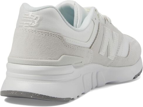 New Balance 997Hv1 in Saudi Arabia