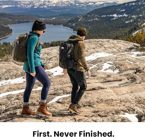 Smartwool Men Classic Hike Full Cushion Crew in Saudi Arabia