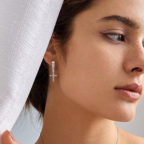 أقراط متقاطعة مطلية بالذهب 18 قيراط مع الزركونيوم الملون للنساء والرجال أقراط حلقية متقاطعة متدلية على شكل قلب سبايك متقاطع أولي أقراط الكفة هوجي الحد الأدنى من المجوهرات للنساء والفتيات in Kuwait