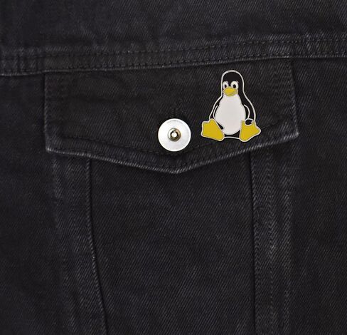 Tux the Linux Penguin Enamel Pin in Saudi Arabia
