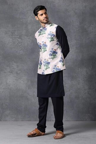 ELINA FASHION بيجامة كورتا من الحرير الخام الهندي للرجال وسترة نهرو (صدرية) || مجموعة ديوالي بوجا لحفلات الزفاف in Kuwait