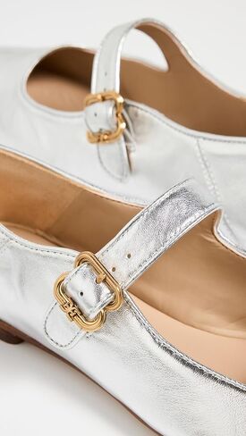 حذاء نسائي مسطح من Sam Edelman، Michaela Mary Jane، فضي ناعم، 7.5 متوسط ​​أمريكي in Kuwait