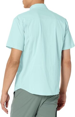 HUK Men's Back Draft Solid Short Sleeve Button, Vented Fishing Shirt in Saudi Arabia