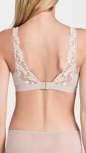 Wacoal Women's Instant Icon Bralette in Saudi Arabia