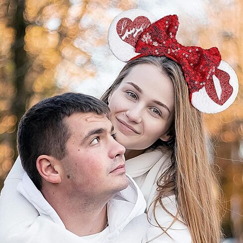 1 قطعة عصابة رأس لآذان الفأر في عيد الحب، عصابات رأس على شكل فيونكة من الترتر لعيد الحب، عصابة رأس بيضاء على شكل آذان الفأر مع عصابة رأس على شكل شفاه لامعة، إكسسوارات شعر لطيفة للفتيات والنساء، وحفلات أعياد الميلاد والعام الجديد in Kuwait