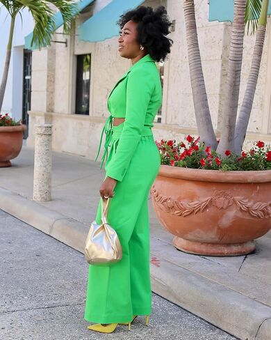 The Drop Women's Classic Green Wide Leg Pant by @kass_stylz in Kuwait