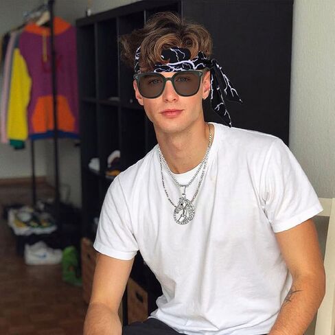 مجموعة أزياء رجالية من SHDIEHJFMLDH مكونة من 6 قطع من عصابة الرأس البرق، مع قلادة حصان ونظارات شمسية سوداء لحفلات الأفلام التنكرية للرجال in Kuwait