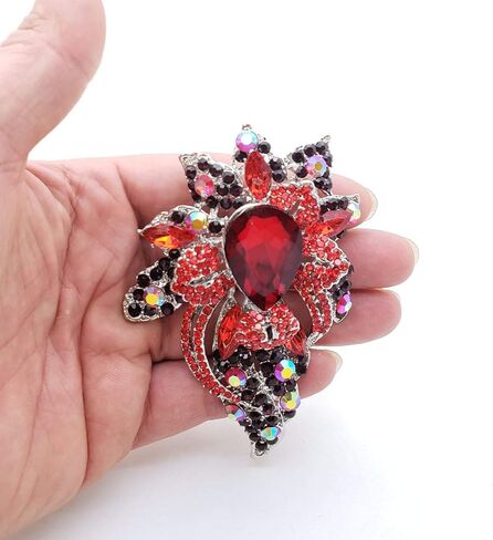 دبوس بروش على الموضة للسيدات من كريستال نمساوي مزين بالزهور in Kuwait