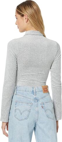 بدلة بولو قطيفة على شكل قلوب فقط مع إغلاق لؤلؤي in Kuwait