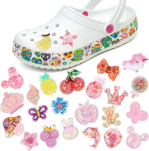 30 قطعة من تعليقات احذية كلوج لامعة من بلاستيك اوهوميني لطيفة لتزيين احذية كروكس للبنات والمراهقات والنساء مع ازرار اكسسوارات للاحذية لهدايا الحفلات واعياد الميلاد مع صندوق بلاستيكي in Kuwait