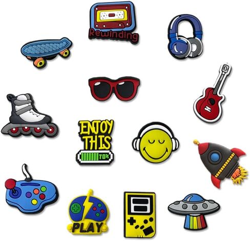 35 قطعة من سحر الأحذية للأولاد، إكسسوارات أحذية رياضية كرتونية، سحر رائع للمراهقين والأطفال ديكورات الأحذية وسوار معصم هدايا الحفلات in Kuwait