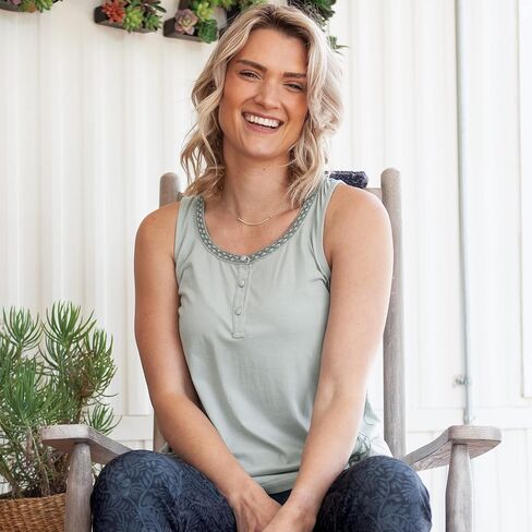 قميص بدون أكمام نسائي من Aventura مطرز بدون أكمام من Adele in Kuwait