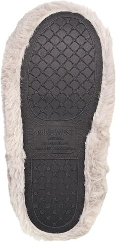 شبشب نسائي من NINE WEST مصنوع من القطيفة مع رغوة الذاكرة in Saudi Arabia