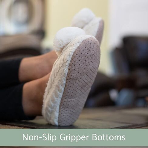 شبشب نسائي من Elanze Designs Ballerina Knit Pom مبطن بالقطيفة ومريح وغير قابل للانزلاق في الأماكن المغلقة in Kuwait