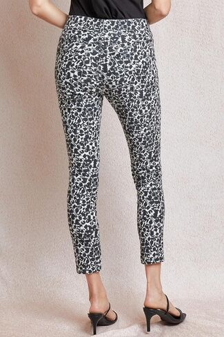 Royalty For Me Women's Missy High Rise Jegging in Saudi Arabia