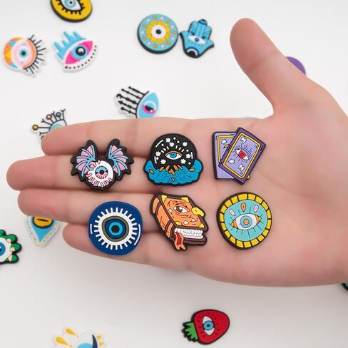 سحر حذاء العين الشريرة مجموعة عيون زرقاء سحر الأحذية حزمة 40 جهاز كمبيوتر شخصى دبابيس الكرتون ايمو سحر الأحذية إكسسوارات الأحذية سحر الديكور عيد الهالوين هدية عيد الميلاد حزب الإحسان in Kuwait