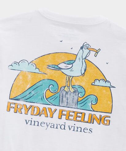 تيشيرت Fryday Feeling للأولاد بأكمام قصيرة وجيب من Vineyard Vines in Kuwait