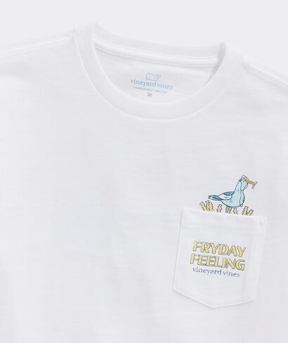 تيشيرت Fryday Feeling للأولاد بأكمام قصيرة وجيب من Vineyard Vines in Kuwait