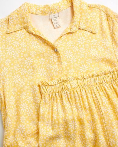 مجموعة شورت للفتيات من One Step Up - قطعتين من قميص علوي قصير من نسيج التويل خفيف الوزن بأكمام قصيرة وأزرار سفلية (المقاس: 7-12) in Kuwait