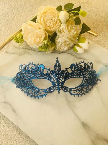 قناع الدانتيل الأصلي من شركة The Lace Mask Co. قناع أنيق من الدانتيل للحفلات التنكرية وحفلات الهالوين وقناع الكرنفال in Kuwait