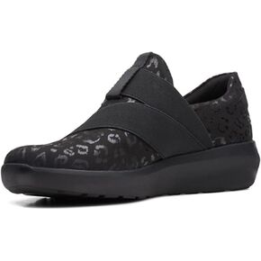 حذاء بدون كعب Kayleigh Charm للنساء من Clarks in Kuwait
