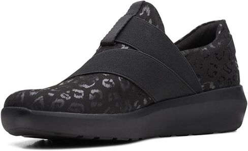 حذاء بدون كعب Kayleigh Charm للنساء من Clarks in Kuwait