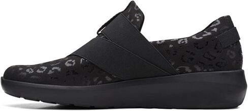 حذاء بدون كعب Kayleigh Charm للنساء من Clarks in Kuwait