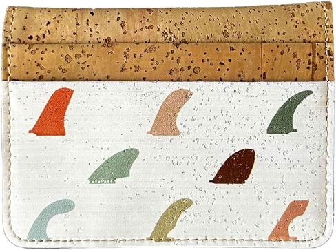 محفظة Lodgment Till Cork - حامل بطاقة الفلين - طباعة فنية - صديقة للبيئة - نباتية غير جلدية - مستدامة - ثنائية الطي (تاسي) in Kuwait