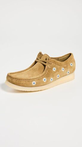 حذاء Wallabee أكسفورد للرجال من كلاركس in Kuwait