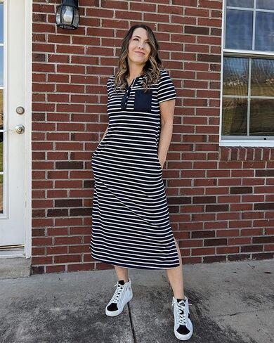 ملابس نوم نسائية ناعمة وفضفاضة من OUGES، فساتين نوم مخططة طويلة الأكمام، فستان هينلي بأزرار سفلية، ملابس نوم ليلية (أزرق، M) in Kuwait