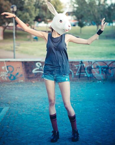 قناع أرنب من AQKILO® على شكل حيوان من اللاتكس، أقنعة واقعية لكامل الرأس لحفلات الهالوين الكرنفالية in Kuwait