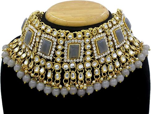 مجموعة قلادات زفاف هندية أنيقة من I Jewels مرصعة بلؤلؤ بوليوود ولؤلؤ كوندان in Kuwait