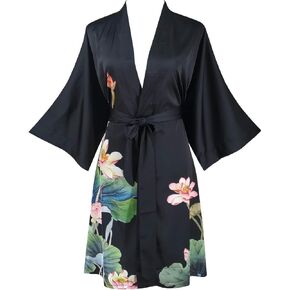 Ledamon Women's Kimono Short Robe - Classic Floral Bathrobe Nightgown in Kuwait
