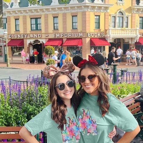 تي شيرت LUKYCILD Magic Castle قميص لطيف بأكمام قصيرة ورسومات كاجوال للعطلات in Kuwait