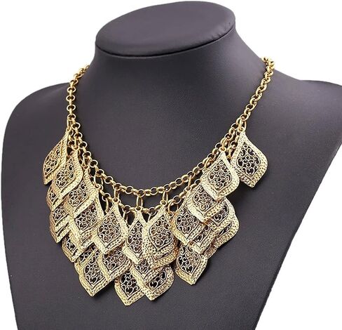 YKshop قلادة معدنية على شكل ورقة شراب متعددة الطبقات هدية للنساء in Kuwait