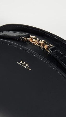 A.P.C. حقيبة ديمي لون صغيرة للنساء in Kuwait