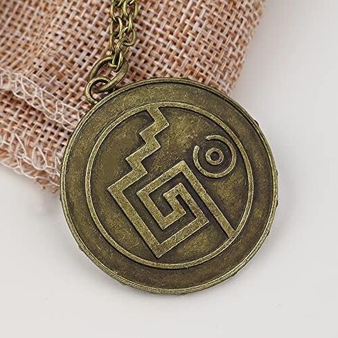 مجموعة واحدة من 6 قطع من بضائع قراصنة الكاريبي بدلايات عملات ذهبية ازتيك وسلسلة مفاتيح مطلية بالفضة والبرونز ورؤوس جمجمة قلادة قلادة سلسلة مفاتيح للمعجبين in Kuwait