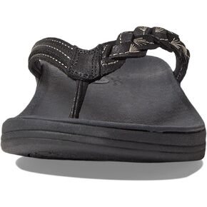 صندل ماوي ملائم لقوس القدم للسيدات من Skechers in Saudi Arabia