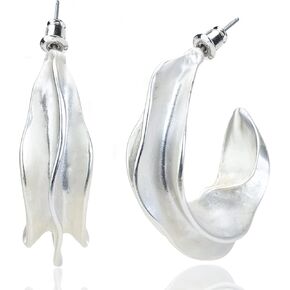 تشارلي بيج اقراط حلقية للنساء | اقراط حلقية فضية كبيرة | اقراط منحوتة | لا تسبب الحساسية، زنك، بدون احجار كريمة in Kuwait