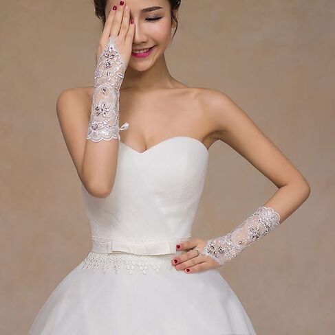 قفازات SCHOLMART للحفلات الراقصة بدون أصابع من حجر الراين للحفلات الراقصة باللون الأبيض، والأسود، ونسيج السمك، وعصابة يد العروس in Kuwait