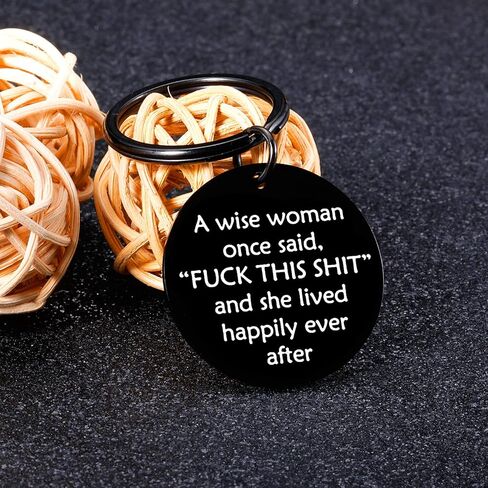 هدايا سلسلة مفاتيح مضحكة لعيد الميلاد من Arovene للنساء هدايا مبتكرة in Kuwait