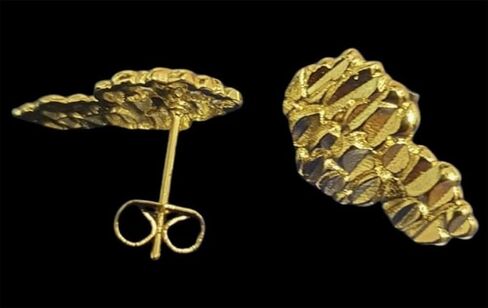 Unisex Rough Textured Cookie Nugget Stud Earing In Gold Plated in Kuwait