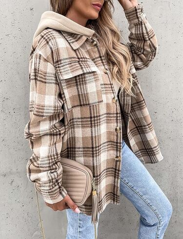 معطف بقلنسوة للنساء من SCUSTY بأكمام طويلة من الفلانيل مع غطاء للرأس وأزرار سفلية منقوشة in Kuwait