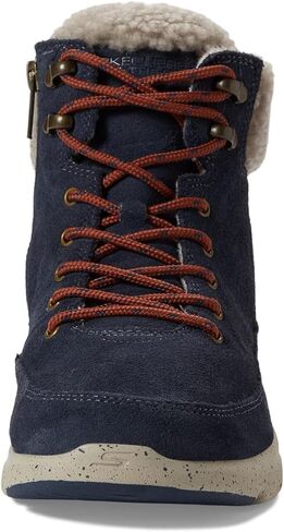 حذاء Skechers Glacial Ultra-Woodsy الأنيق للسيدات in Kuwait