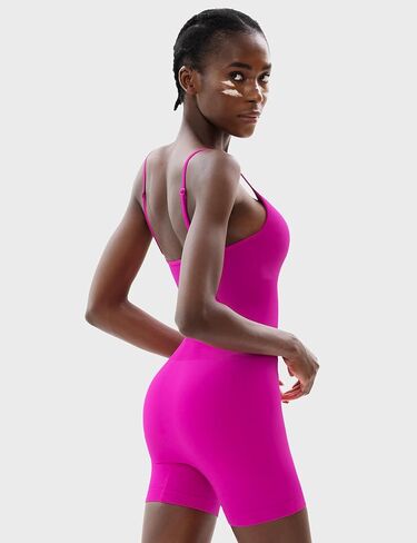 جمبسوت نسائي من PUMIEY برقبة على شكل حرف V وحزام سباغيتي بدون خياطة للتمرين من مجموعة Unitard Rompers Power Collection in Saudi Arabia
