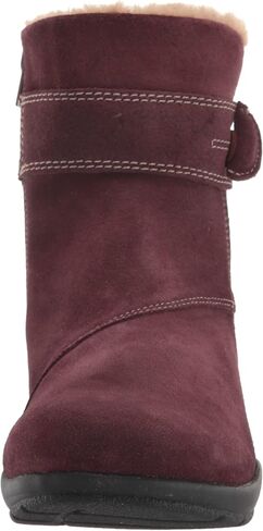 حذاء روزفيل النسائي من Clarks للكاحل in Saudi Arabia