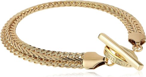 Anne Klein in Saudi Arabia