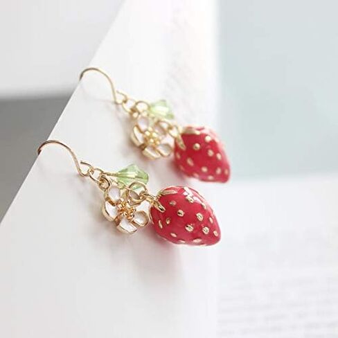 3D لطيف الحلو الفراولة الحمراء سحر الأزرار الزهور الذهبية زهرة الكرز الأبيض 18K الذهب مطلي استرخى القرط in Kuwait