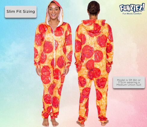 بذلة بيتزا بغطاء رأس من Silver Lilly - زي بيتزا بيبروني للبالغين - طباعة بأكمام طويلة وسحاب قطعة واحدة in Kuwait